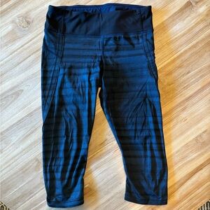 Lululemon cropped pant size 6